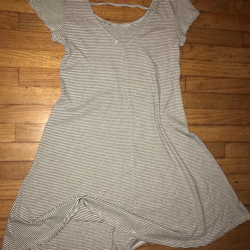 Women Jr beige stripped skater dress small NWT